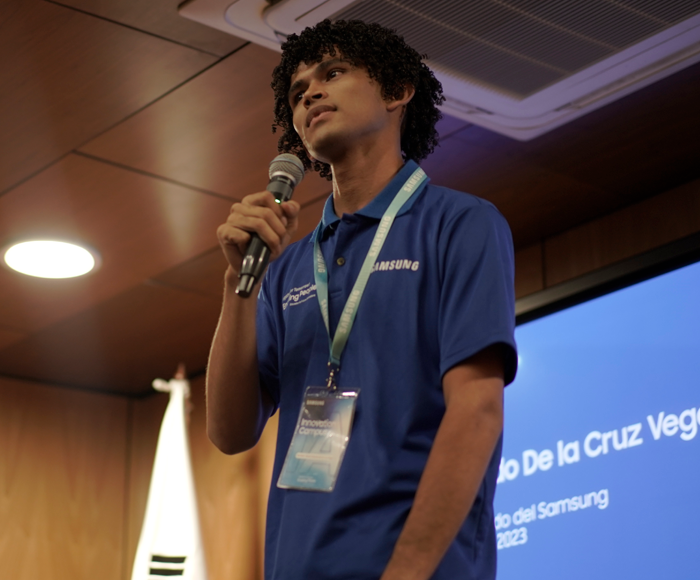Participants from Samsung Innovation Campus giving a presentation